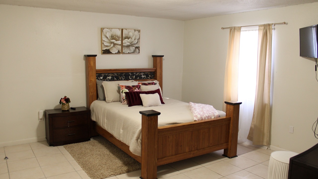 Photo of Bedroom in Lake City