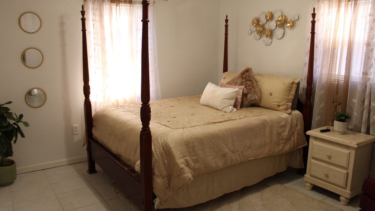 Photo of Bedroom in Lake City