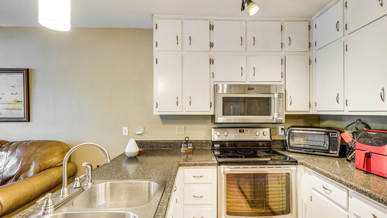 Photo of Kitchen in Killearn Estates