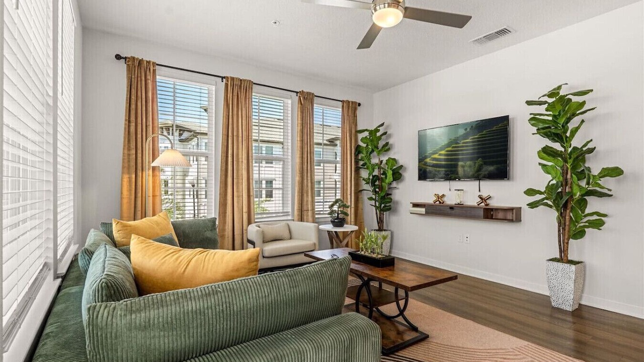 Photo of Livingroom in Winter Garden