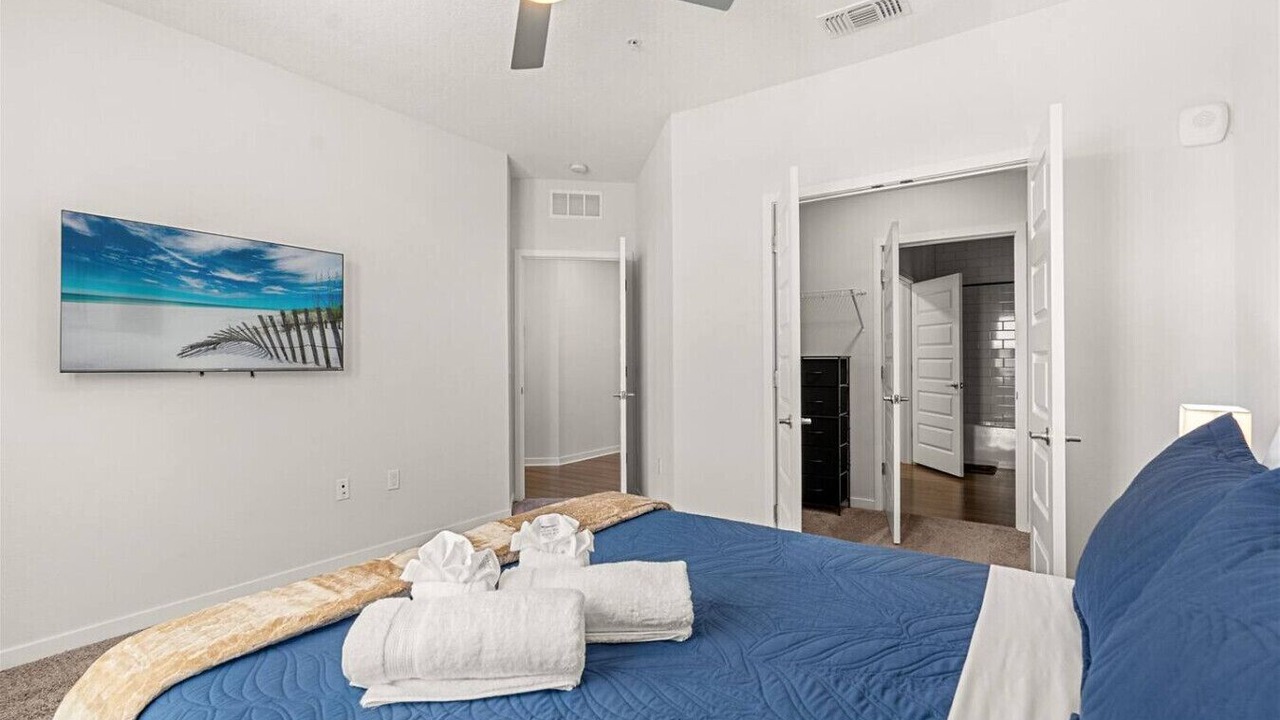 Photo of Bedroom in Winter Garden