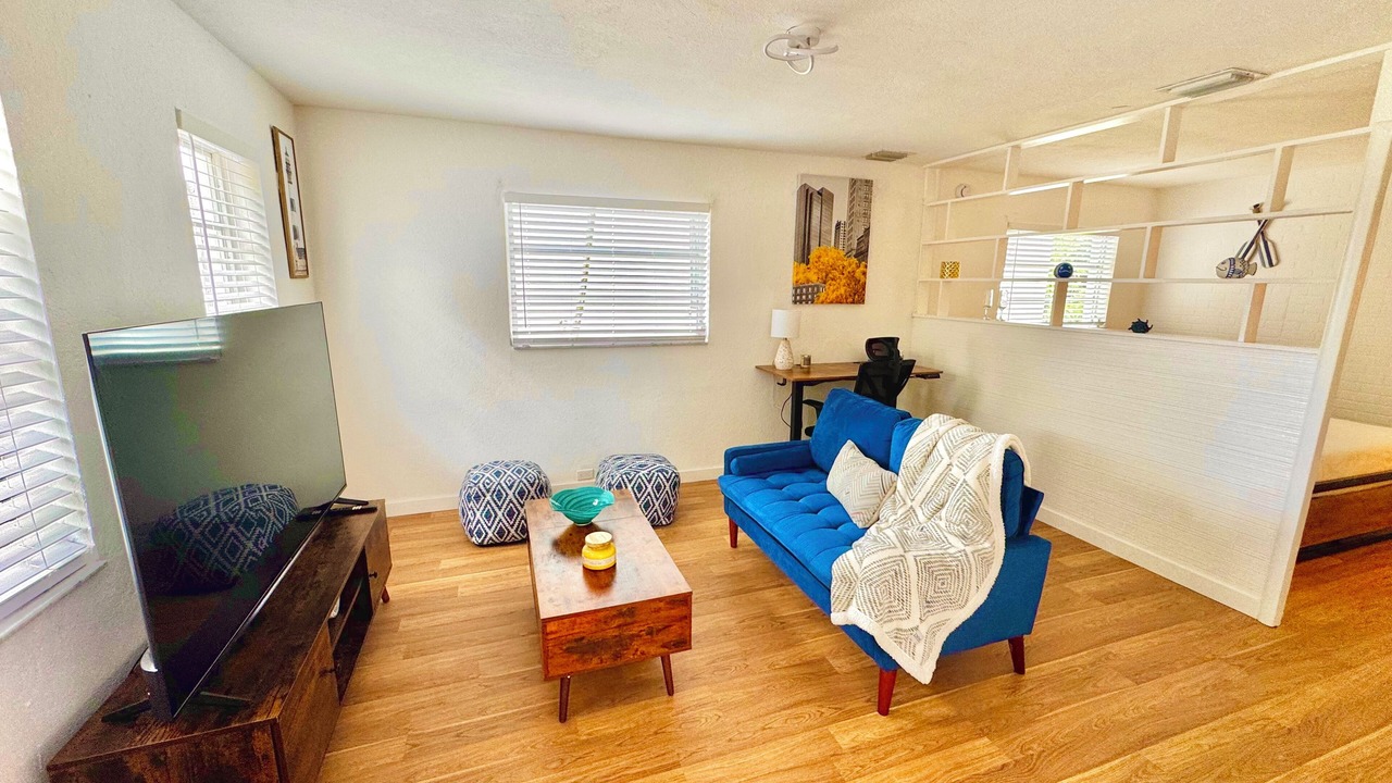 Photo of Livingroom in Sunset