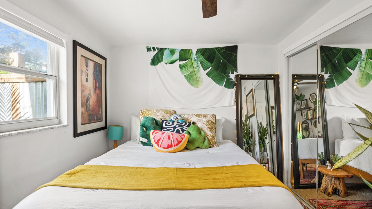 Photo of Bedroom in St. Petersburg - Clearwater