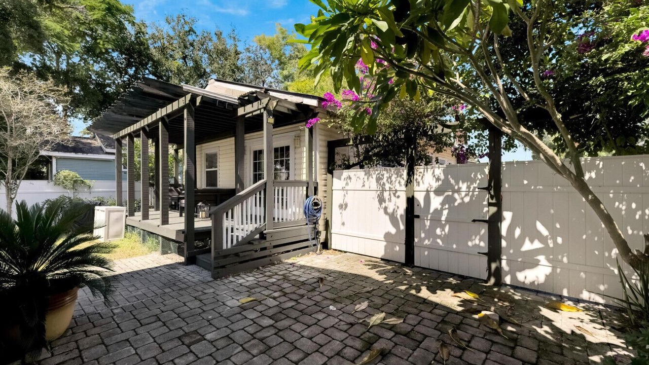 Photo of Outdoor in South Seminole Heights