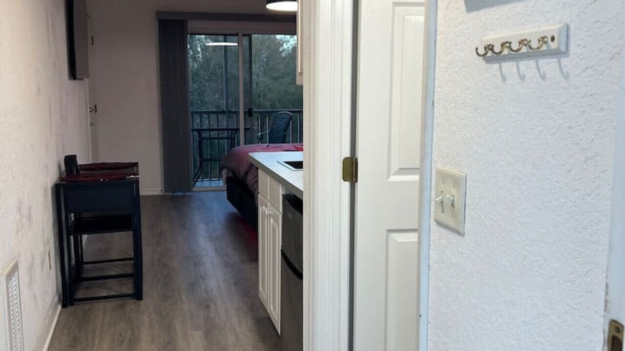Photo of Bedroom in Paradise Lakes
