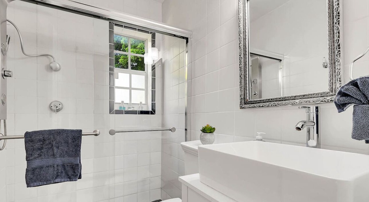 Photo of Bathroom in Little Havana