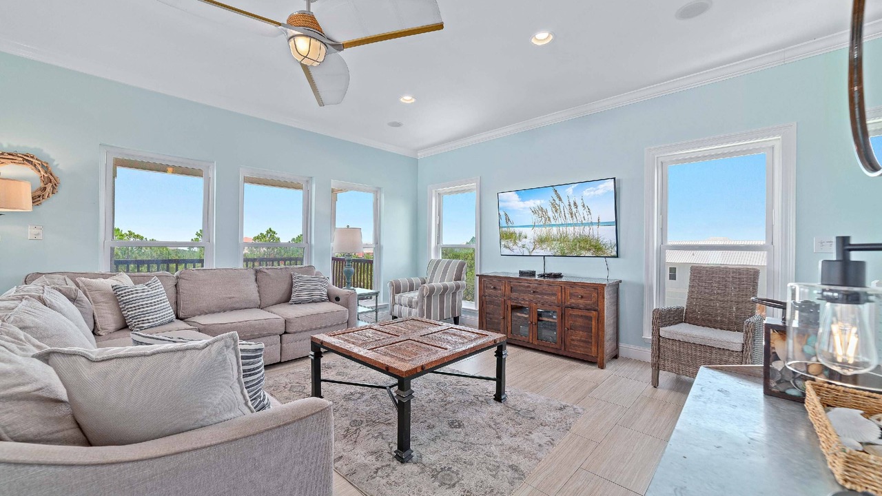Photo of Livingroom in Surf Side Shores