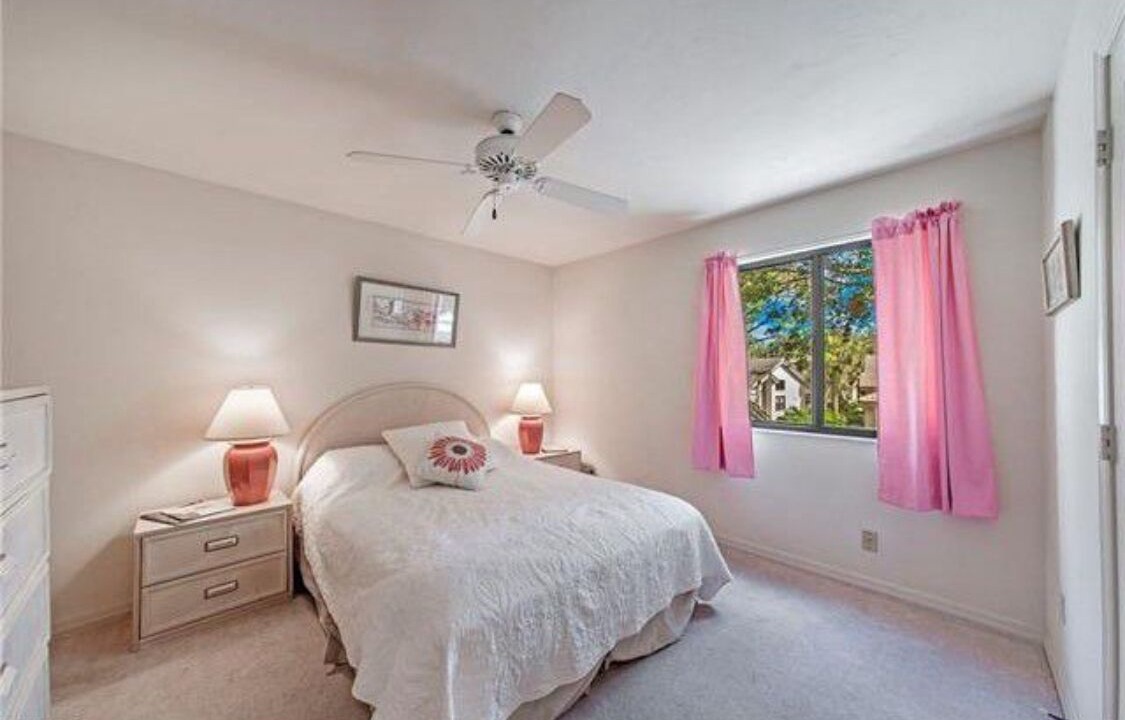 Photo of Bedroom in Burning Tree