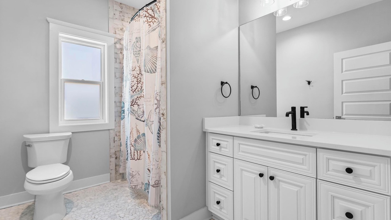 Photo of Bathroom in Indian Pass