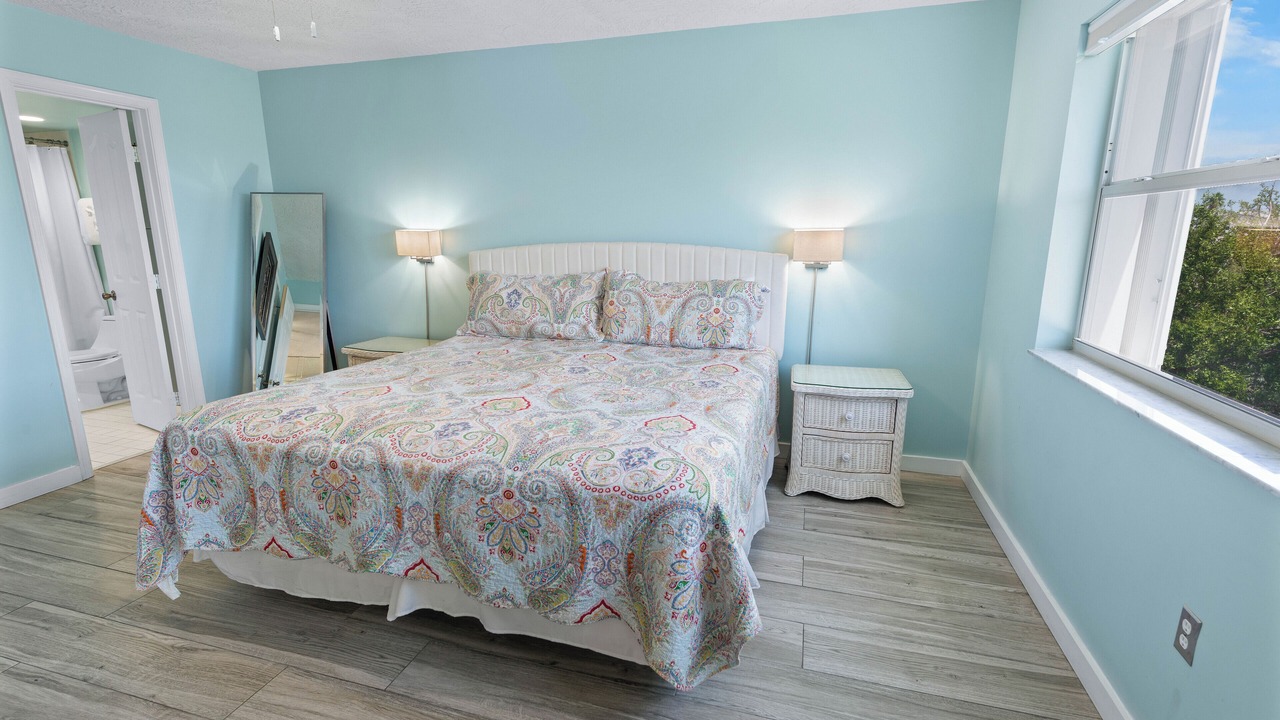 Photo of Bedroom in Midtown