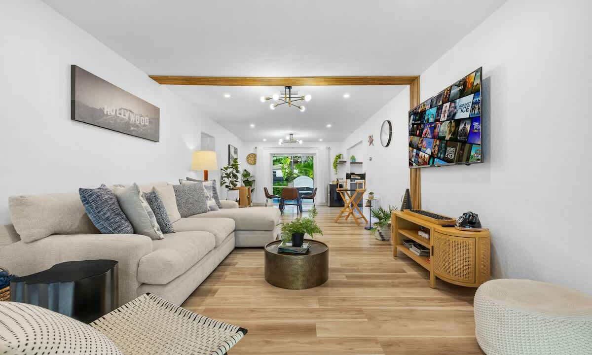 Photo of Outdoor in North Central Hollywood
