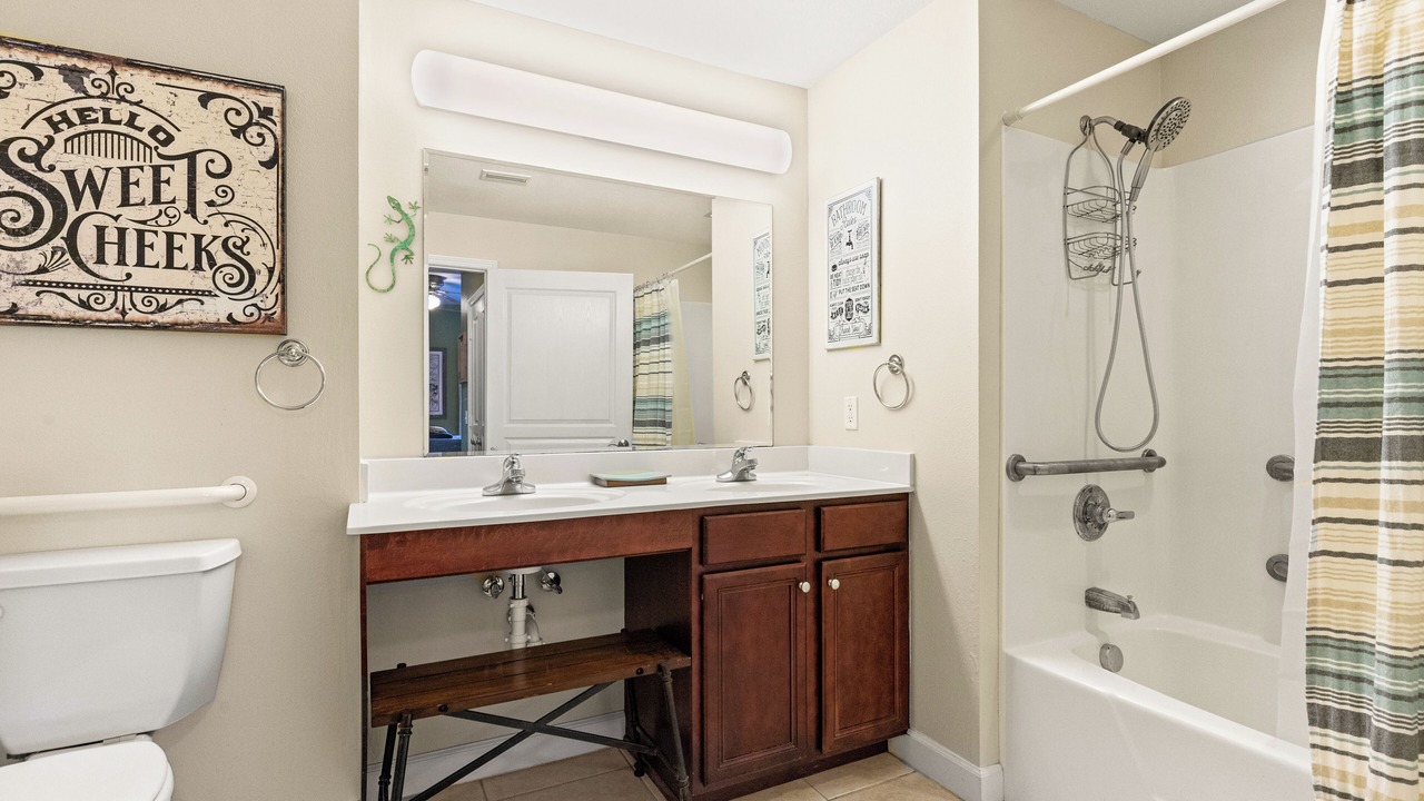 Photo of Bathroom in Waterside Village