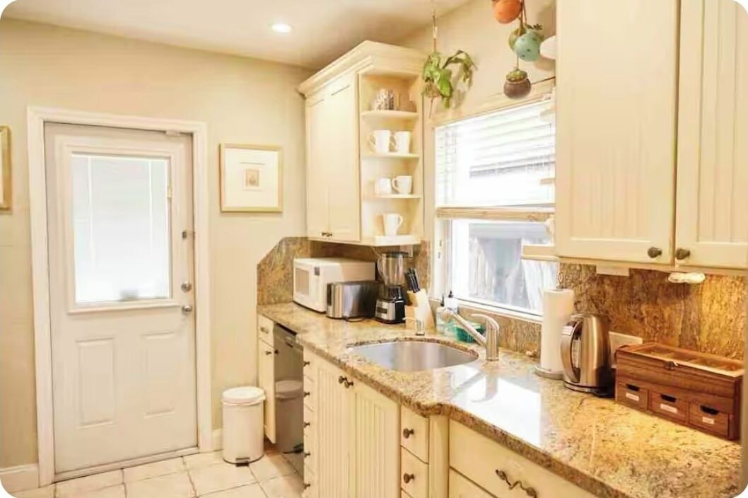 Photo of Kitchen in Royal Poinciana