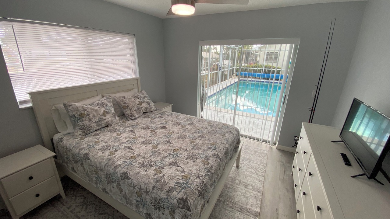 Photo of Bedroom in Lochmoor Waterway Estates