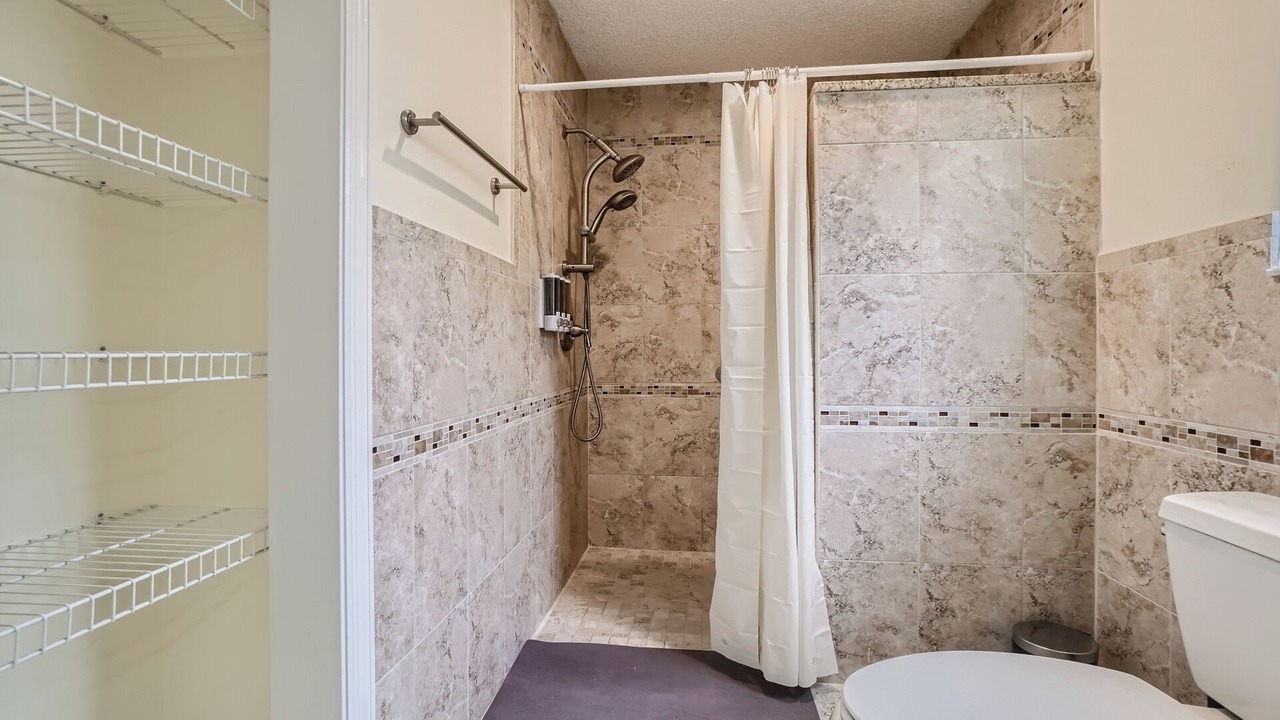 Photo of Bathroom in Alhambra