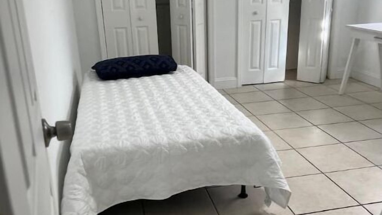 Photo of Bedroom in Allapattah