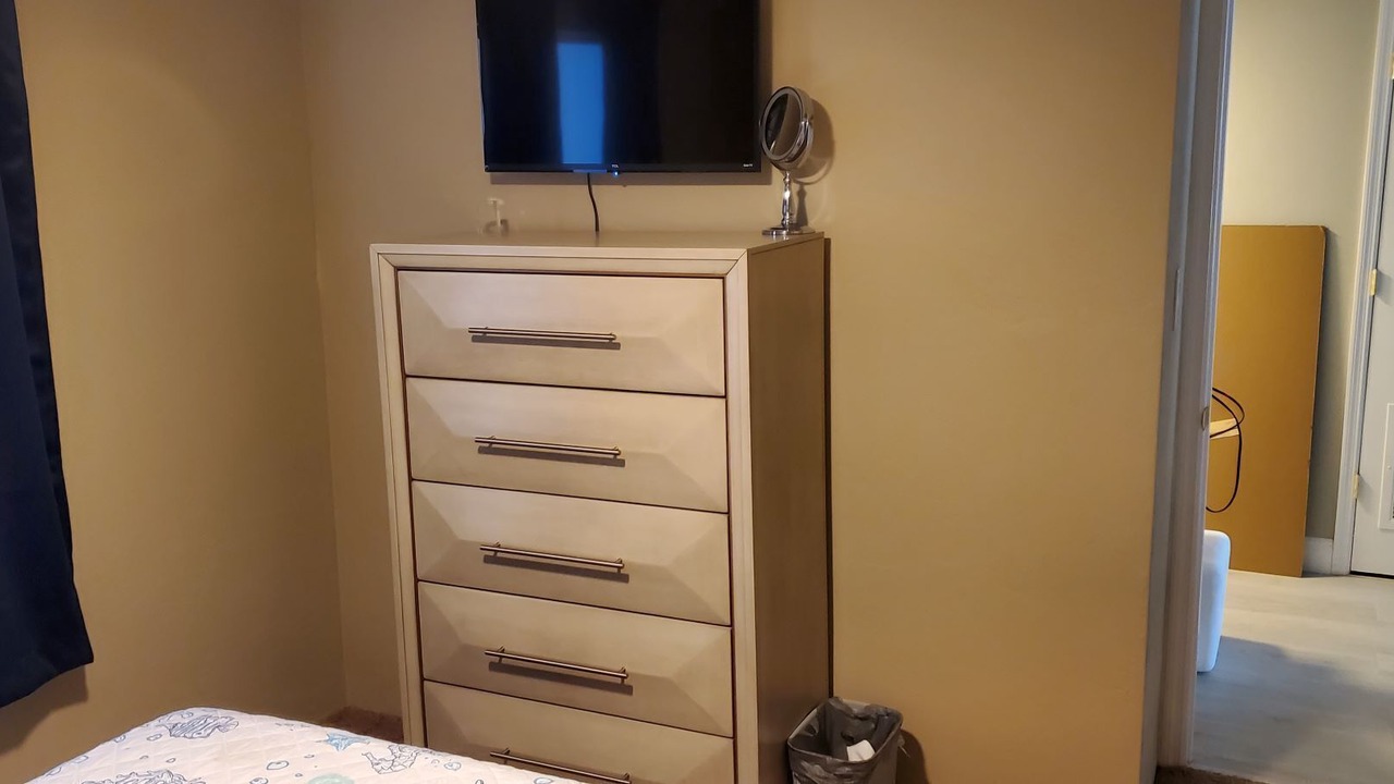 Photo of Bedroom in Glenwood