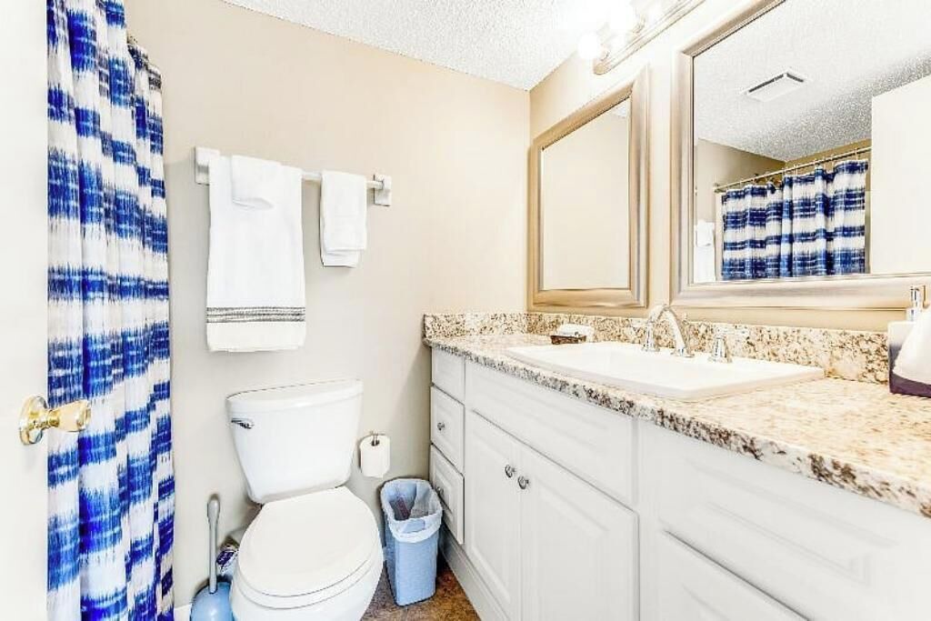 Photo of Bathroom in Glenwood