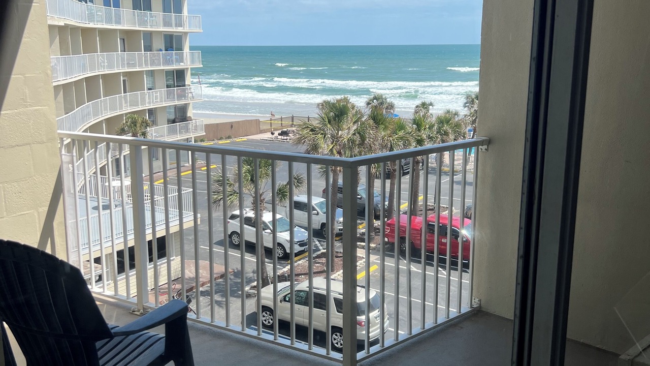 Photo of Patio Balcony in South Peninsula Historic District