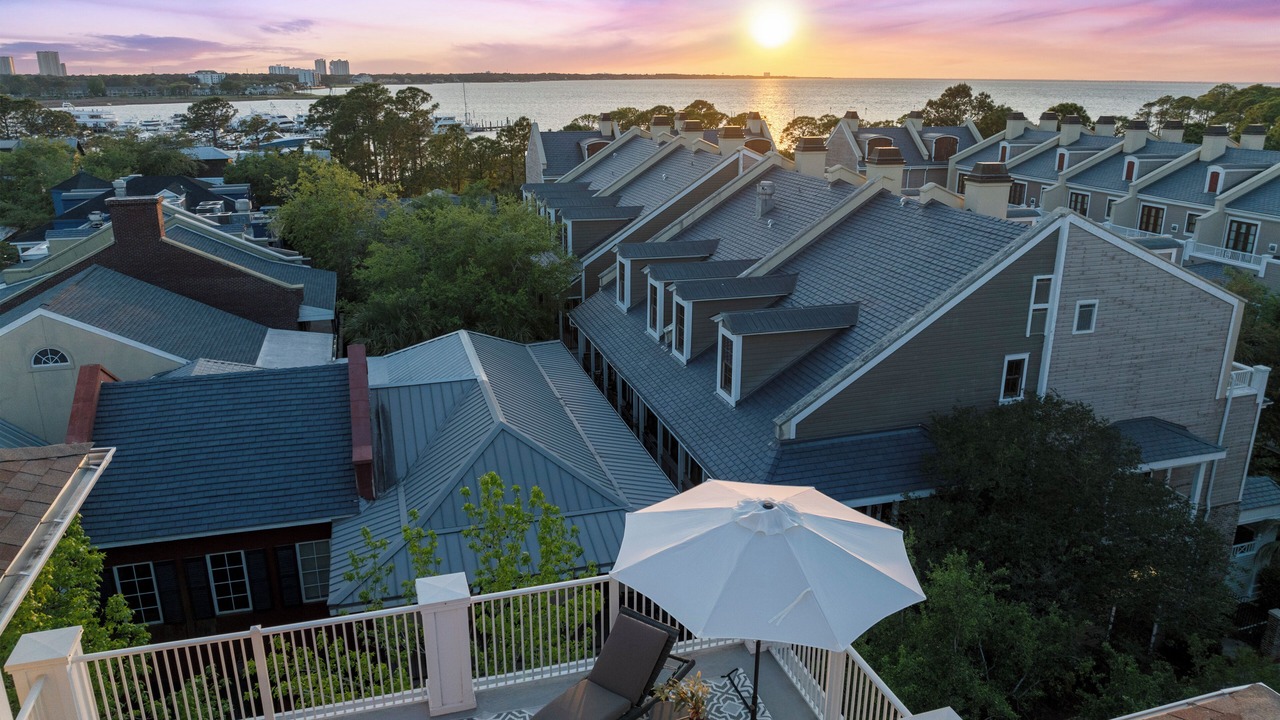 Photo of Outdoor in Baytowne Wharf