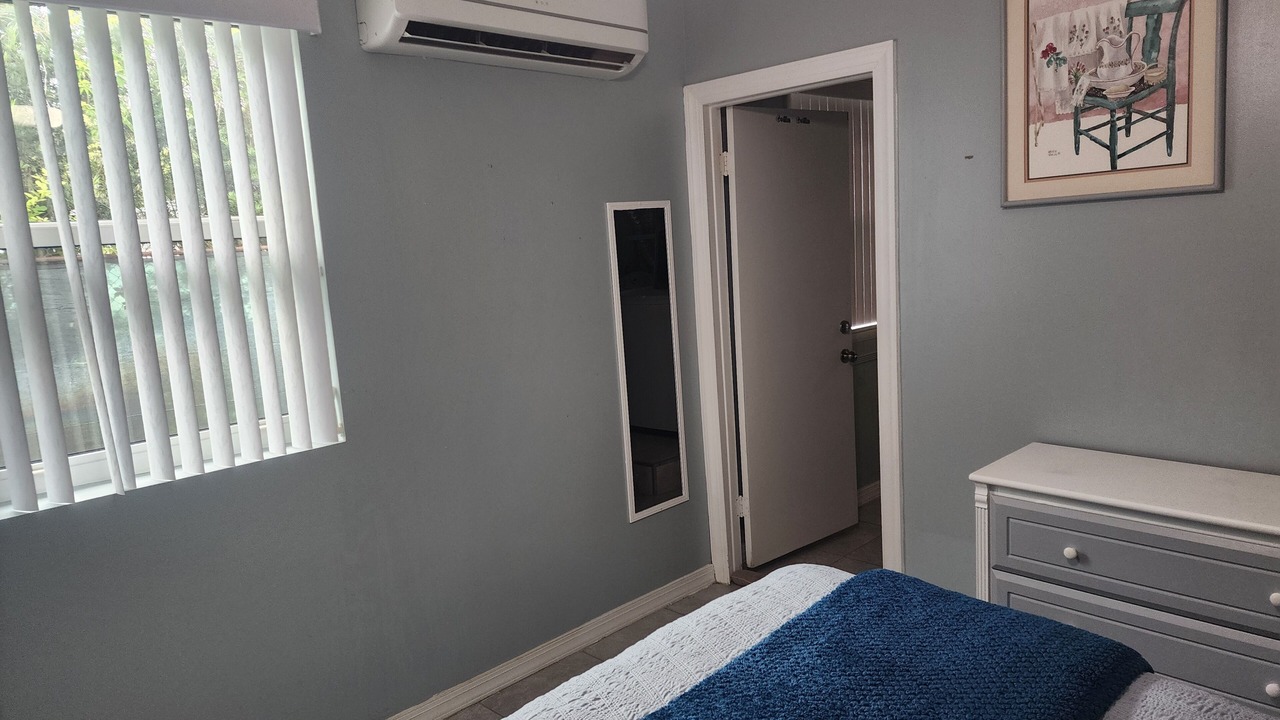 Photo of Bedroom in Greenacres