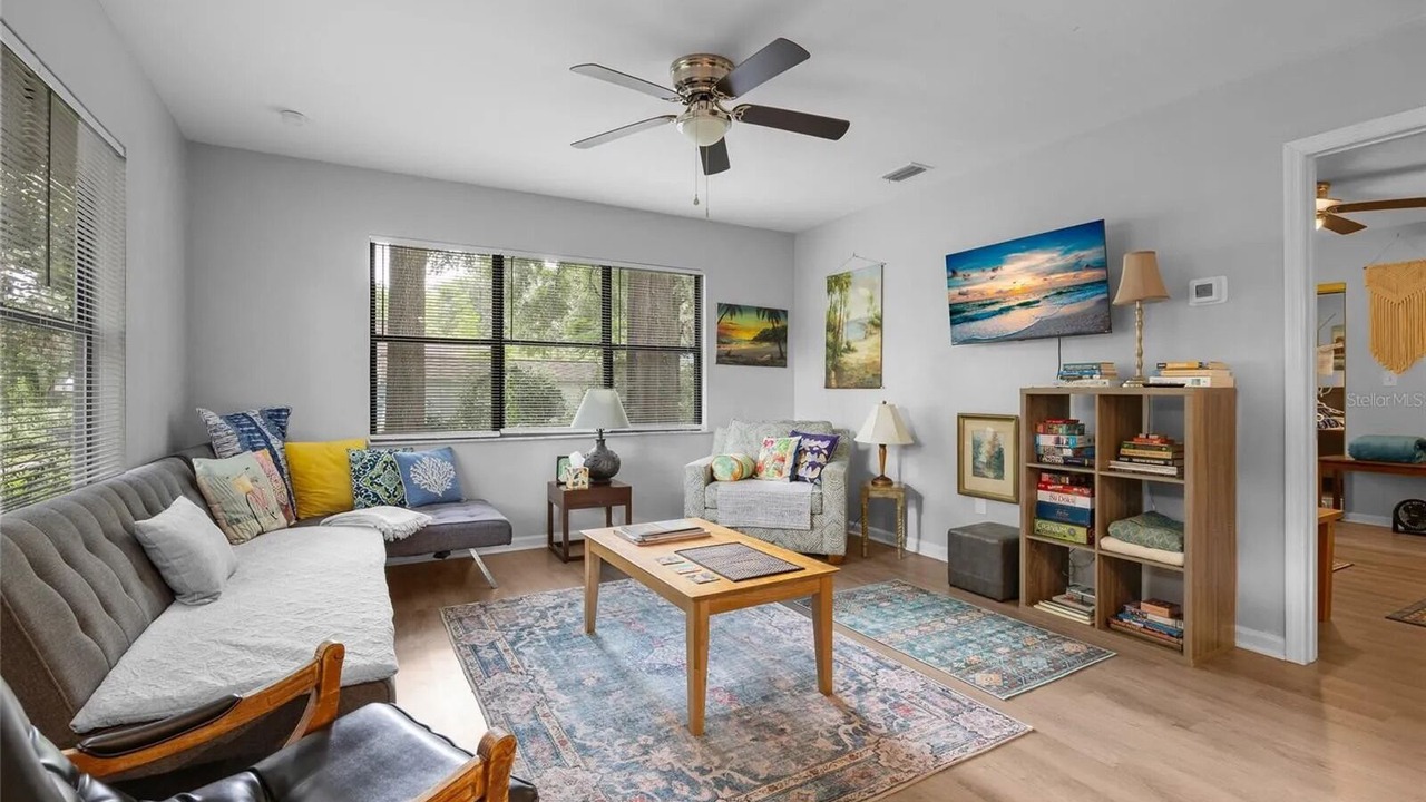 Photo of Livingroom in High Springs