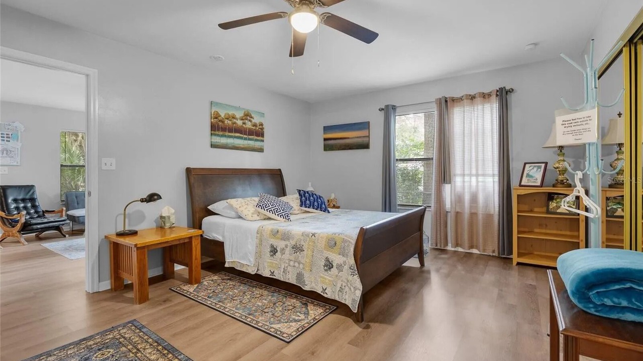 Photo of Bedroom in High Springs