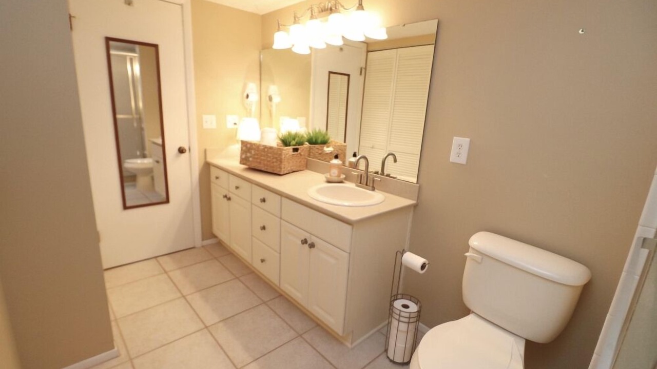 Photo of Bathroom in Glenwood