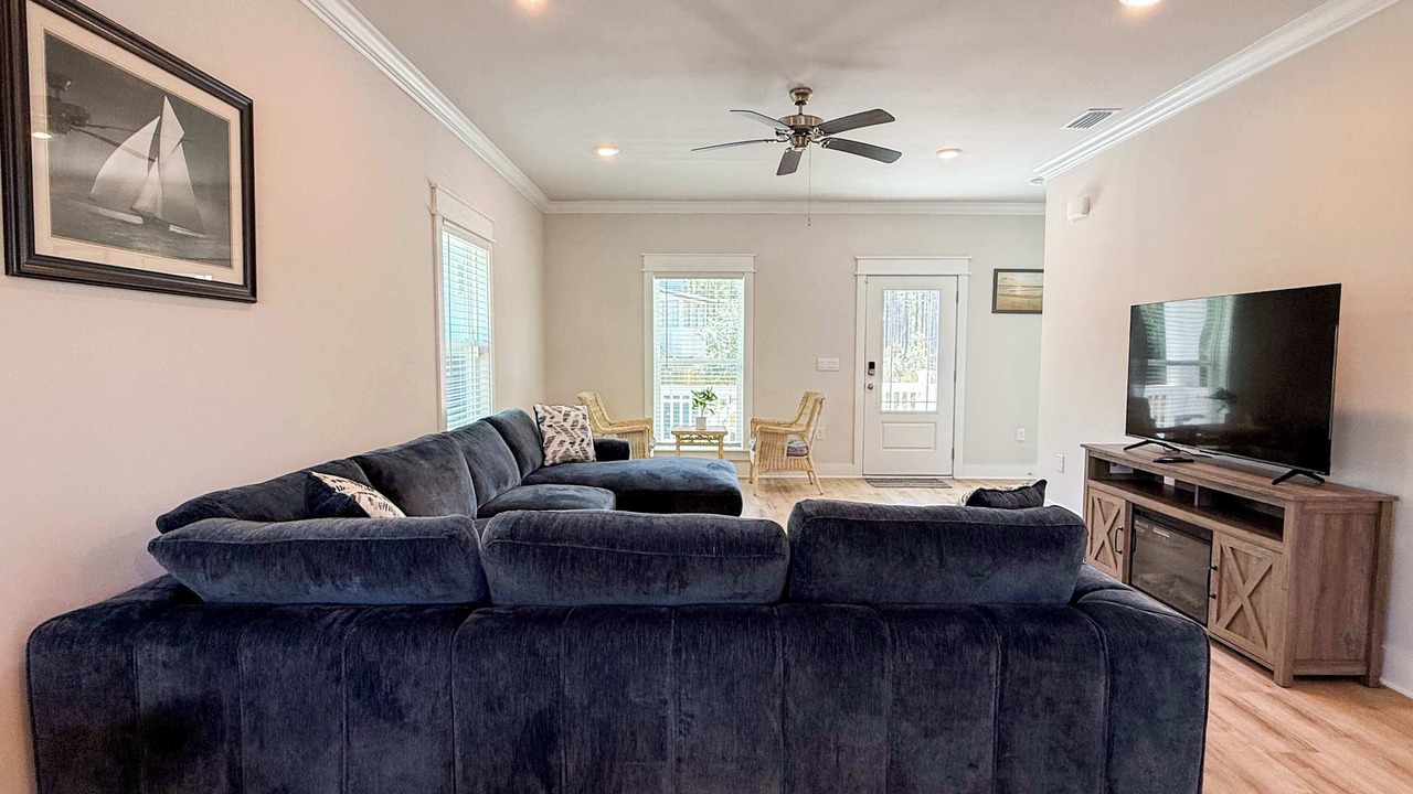 Photo of Livingroom in Panacea