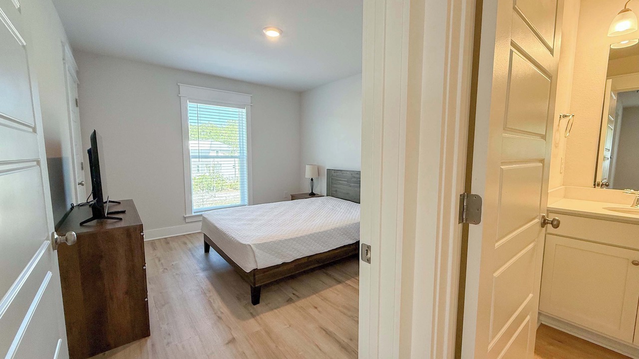 Photo of Bedroom in Panacea