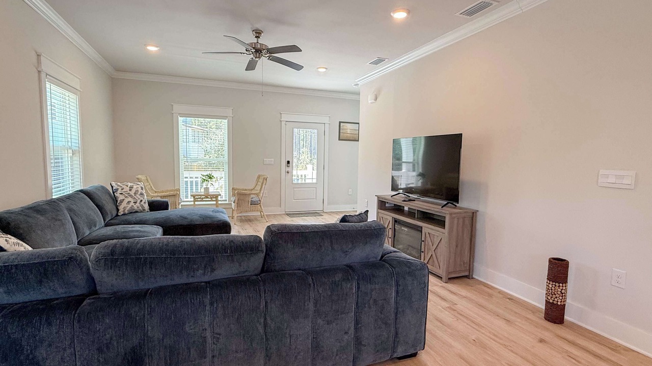 Photo of Livingroom in Panacea
