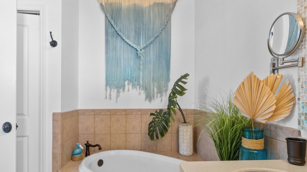 Photo of Bathroom in Seagrass