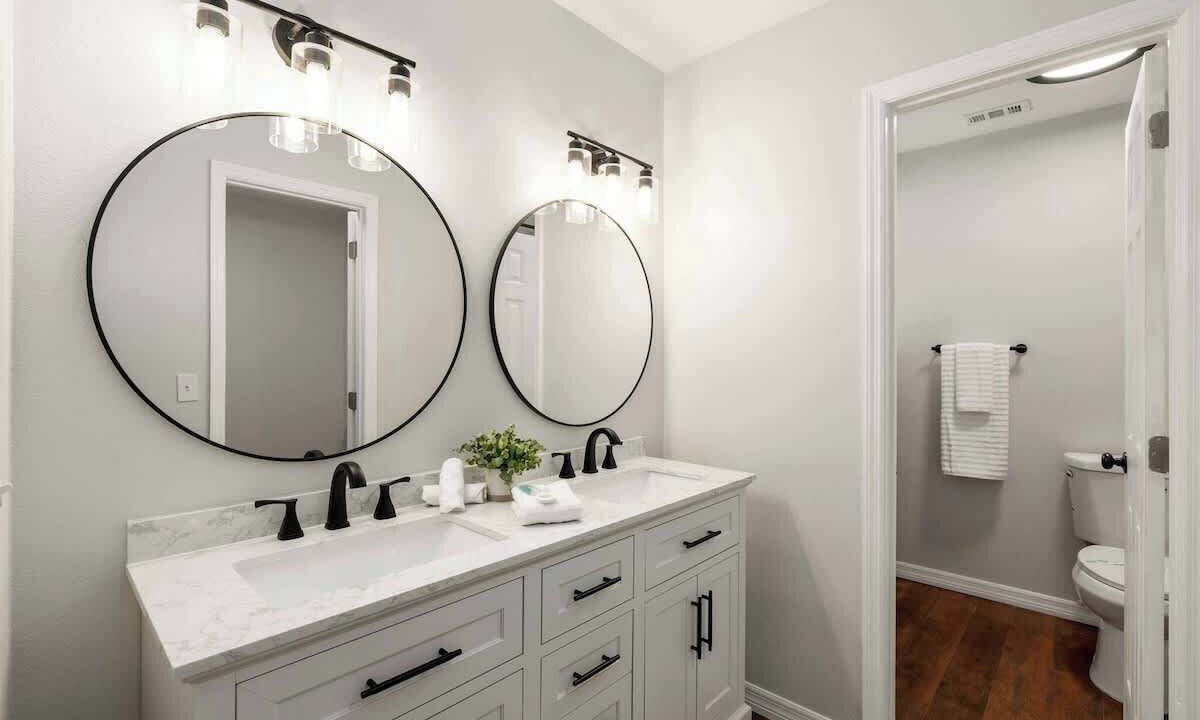 Photo of Bathroom in Wesley Chapel