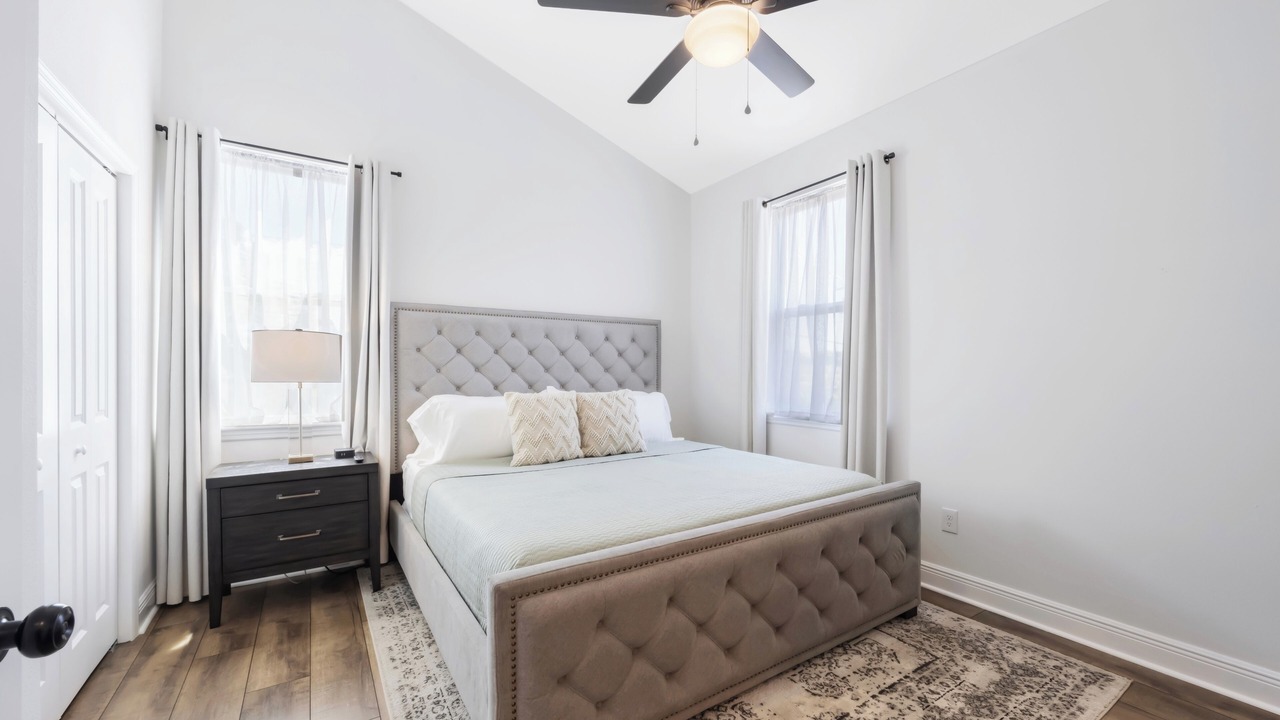 Photo of Bedroom in Tarpon Springs