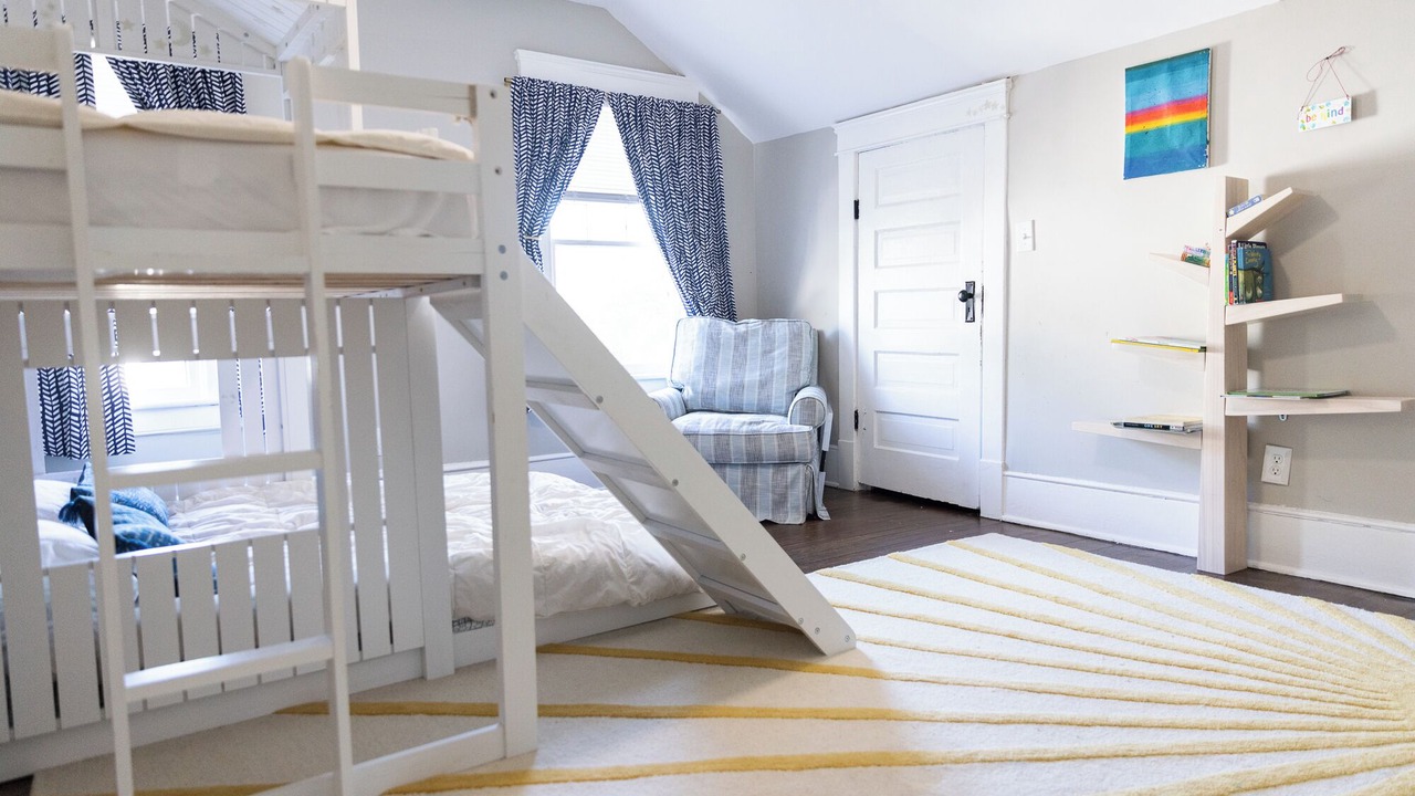 Photo of Bedroom in Five Points
