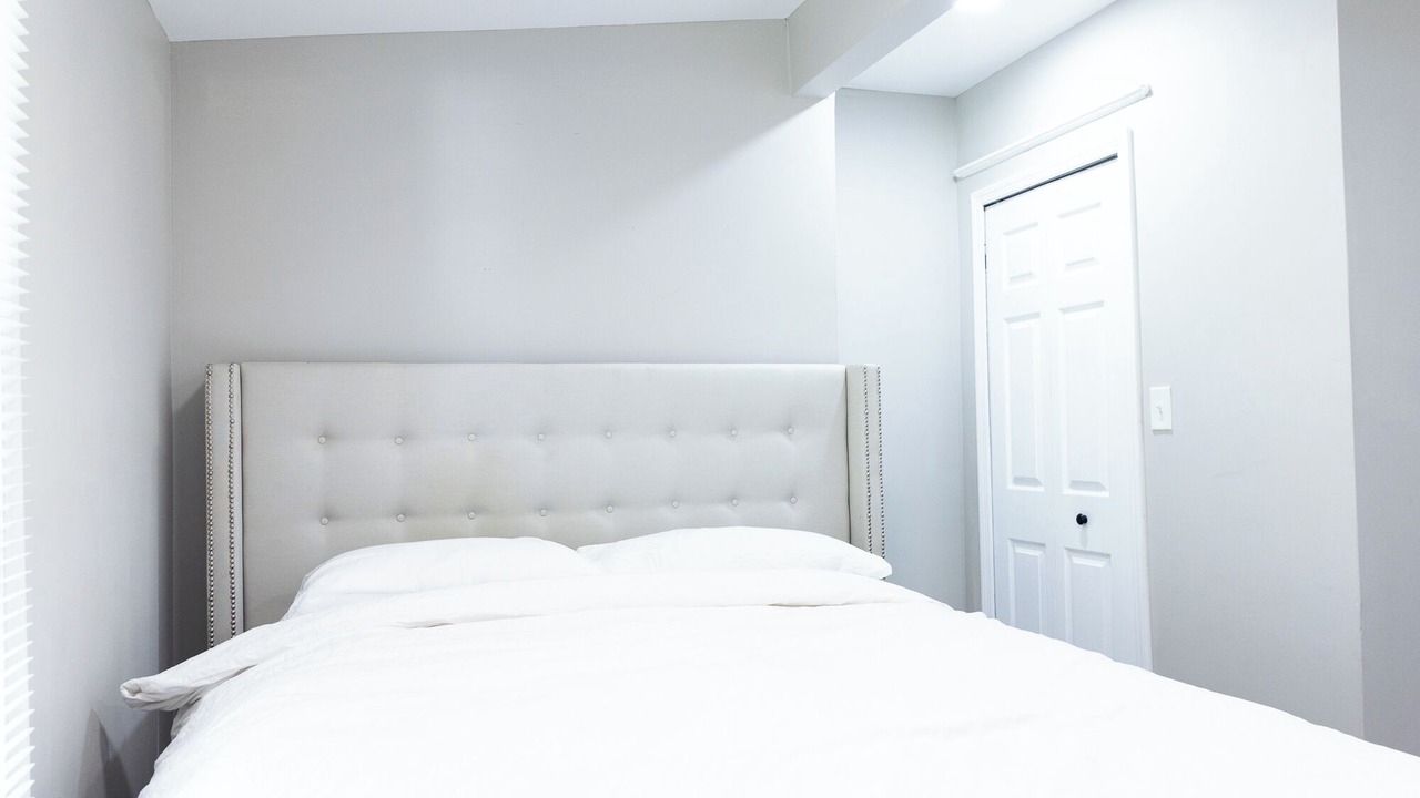 Photo of Bedroom in Five Points