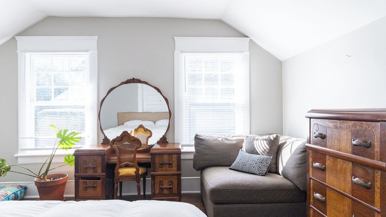 Photo of Bedroom in Five Points
