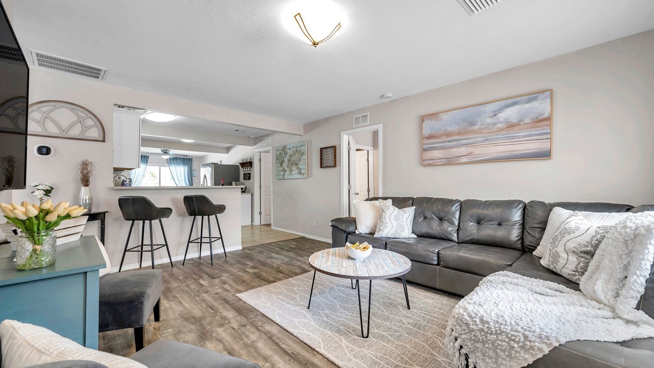 Photo of Livingroom in Bayview