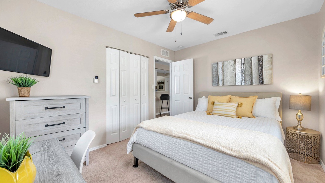 Photo of Bedroom in Bayview