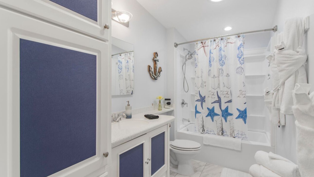 Photo of Bathroom in Truckland