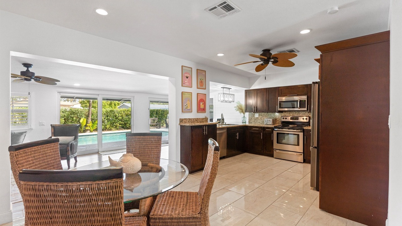 Photo of Kitchen in Cypress Lakes