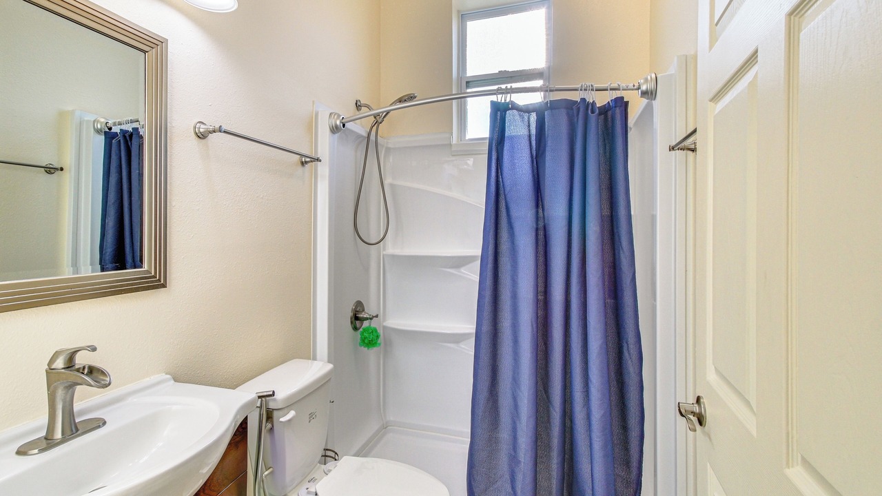 Photo of Bathroom in Fountain