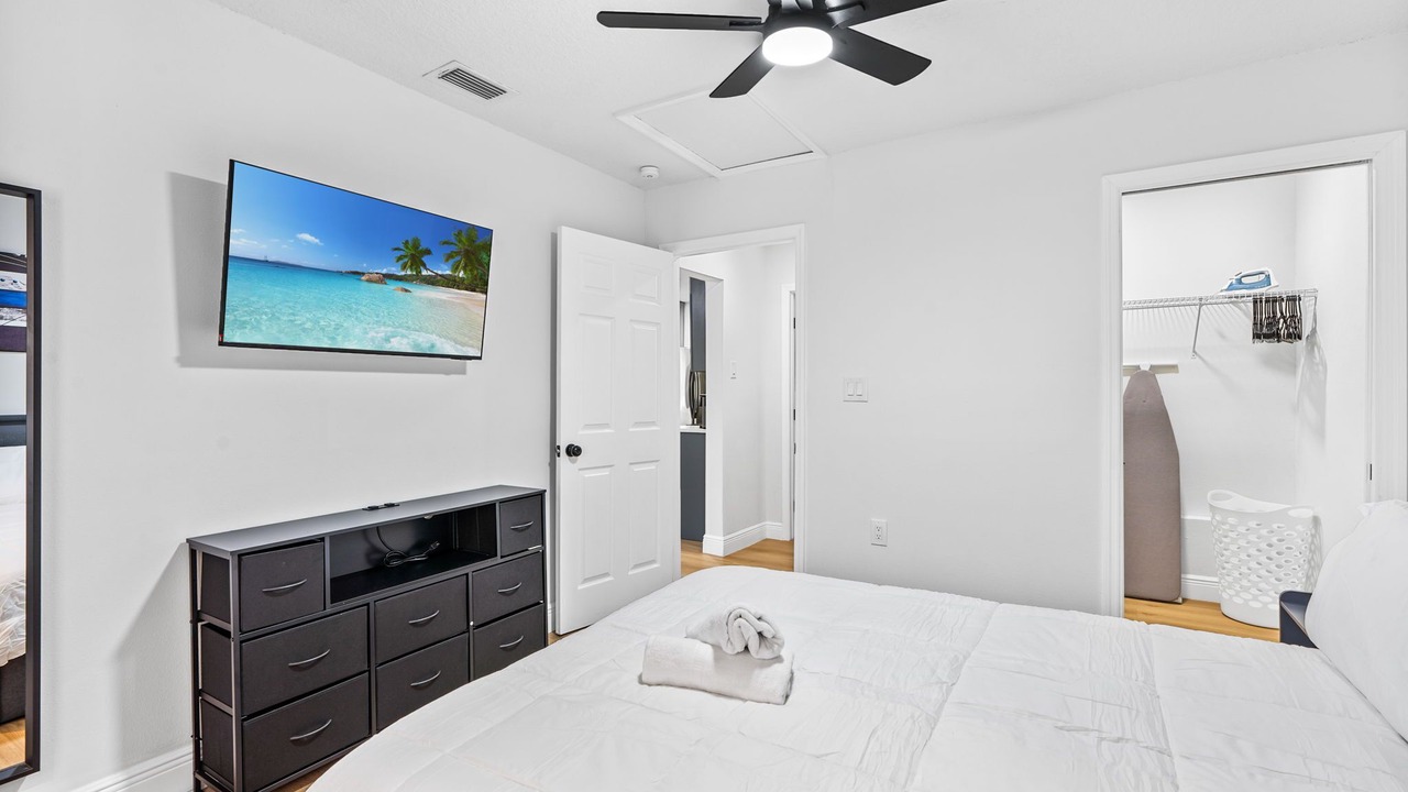 Photo of Bedroom in St. Petersburg - Clearwater