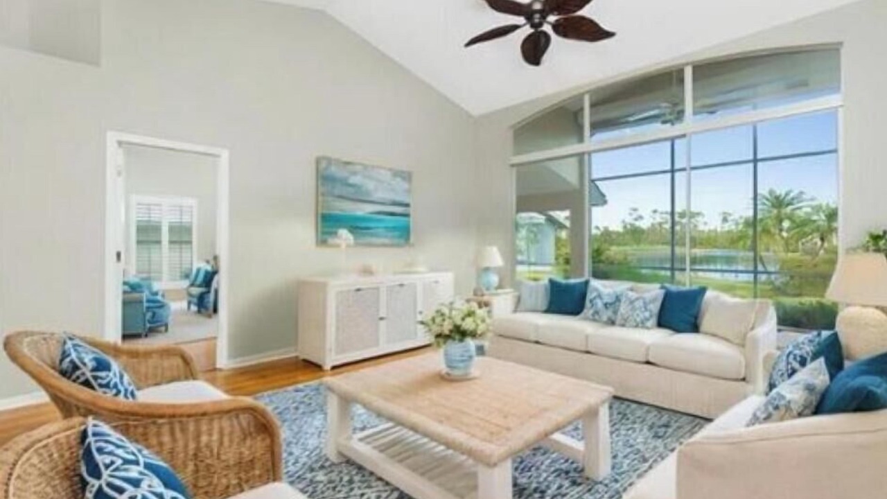 Photo of Livingroom in Gulf Cove