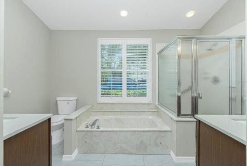 Photo of Bathroom in Gulf Cove