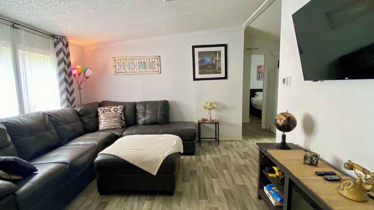 Photo of Livingroom in Fort White