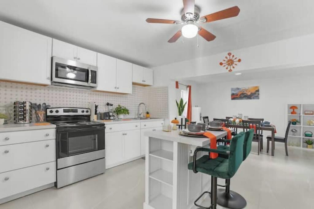 Photo of Kitchen in Lauderhill