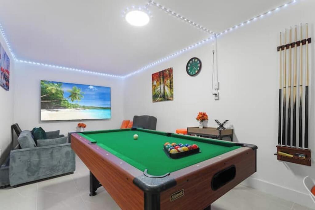 Photo of Bedroom in Lauderhill