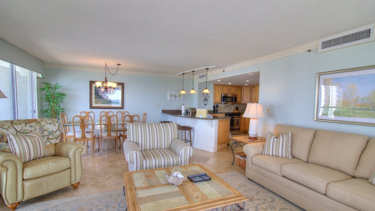 Photo of Livingroom in Arcadian Shores