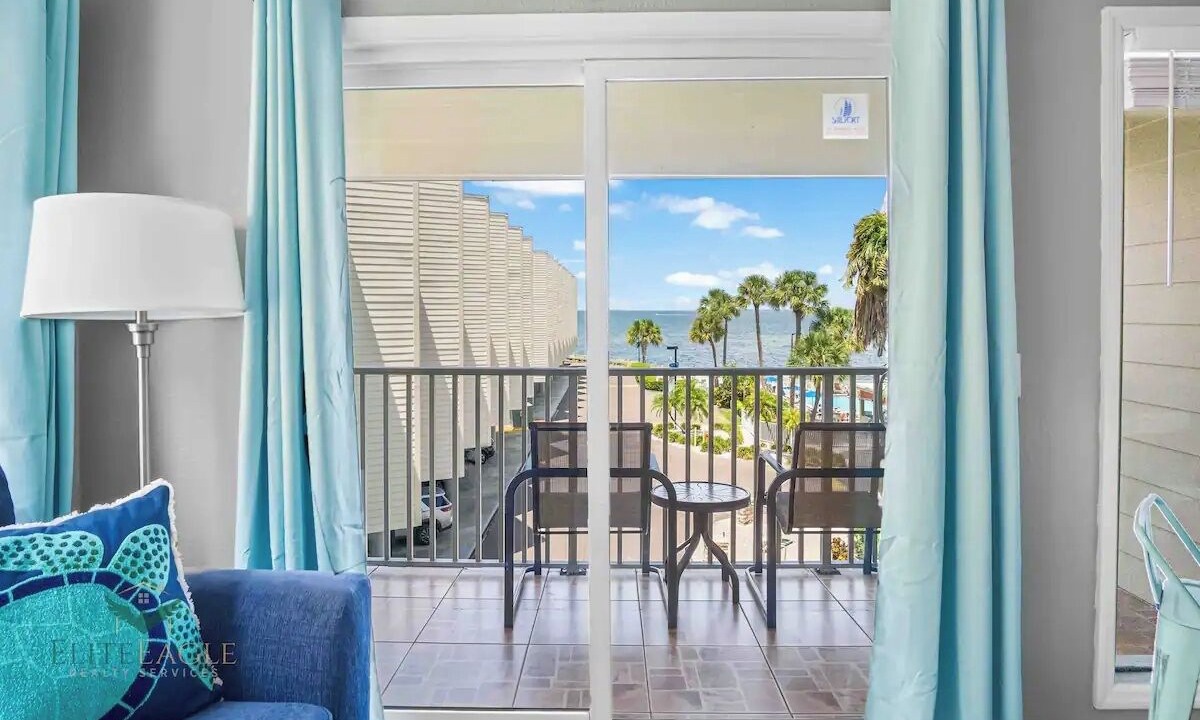 Photo of Livingroom in Rocky Point